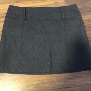 Gray, low-rise mini skirt from simons